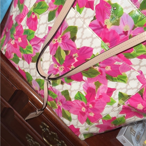 kate spade Handbags - Kate Spade Pink and Green Floral Tote